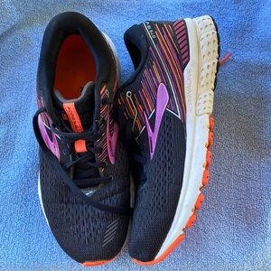 Brooks Women Adrenaline GTS19 Black 122841B080